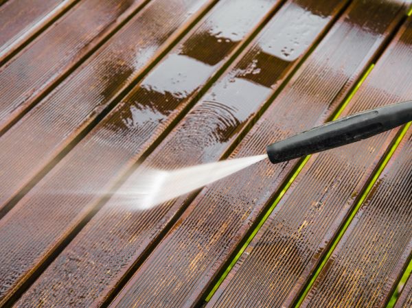 Balcony Cleaning in Westminster