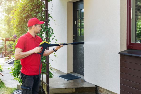 House Powerwashing in Westminster